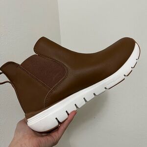 KURU Women’s Flex Astra ChestnutBrown Chelsea Boots Size 11